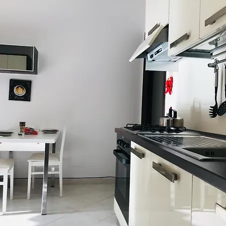 104g Apartment *